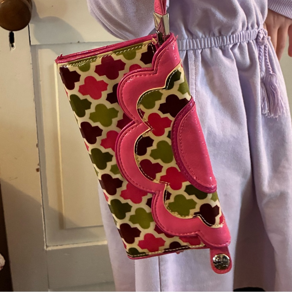 Vera Bradley Hello Dahlia! vinyl wallet/wristlet